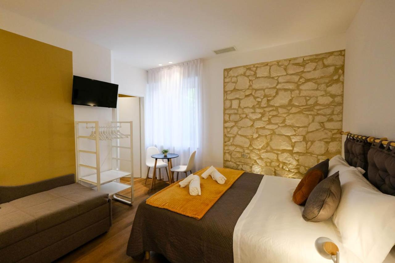 Verona Sweet Rooms - Affitti Brevi Italia Zewnętrze zdjęcie
